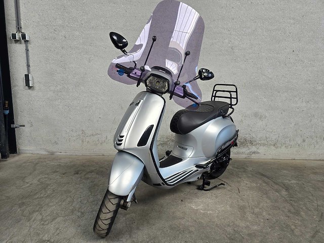Vespa - snorscooter - sprint 4t - 25km uitvoering dgk61f - afbeelding 3 van  7