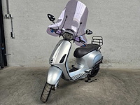 Vespa - snorscooter - sprint 4t - 25km uitvoering dgk61f - afbeelding 3 van  7