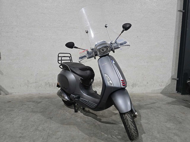 Vespa - snorscooter - sprint 4t - scooter - afbeelding 4 van  7