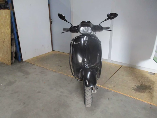 Vespa - snorscooter - sprint 4t - scooter - afbeelding 3 van  11