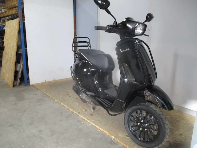 Vespa - snorscooter - sprint 4t - scooter - afbeelding 5 van  11