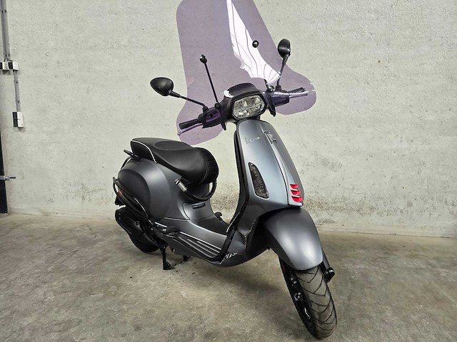 Vespa - snorscooter - sprint 50 - 4t 25km uitvoering dsg13g - afbeelding 5 van  9