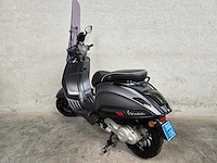 Vespa - snorscooter - sprint 50 - 4t 25km uitvoering dsg13g - afbeelding 7 van  9