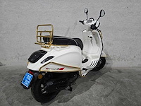 Vespa - snorscooter - sprint 50 - 4t 25km uitvoering dsl20z - afbeelding 6 van  8