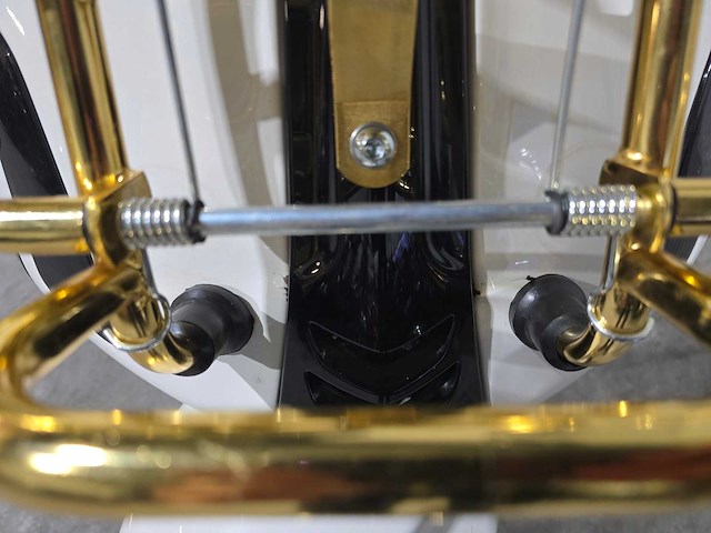 Vespa - snorscooter - sprint 50 - 4t 25km uitvoering dsl20z - afbeelding 8 van  8