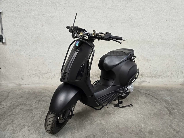 Vespa - snorscooter - sprint 50 - 4t 25km uitvoering dsr46d - afbeelding 3 van  8