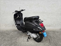 Vespa - snorscooter - sprint 50 - 4t 25km uitvoering dsr46d - afbeelding 6 van  8