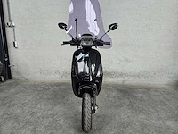 Vespa - snorscooter - sprint 50 - 4t 25km uitvoering dzz03d - afbeelding 5 van  9