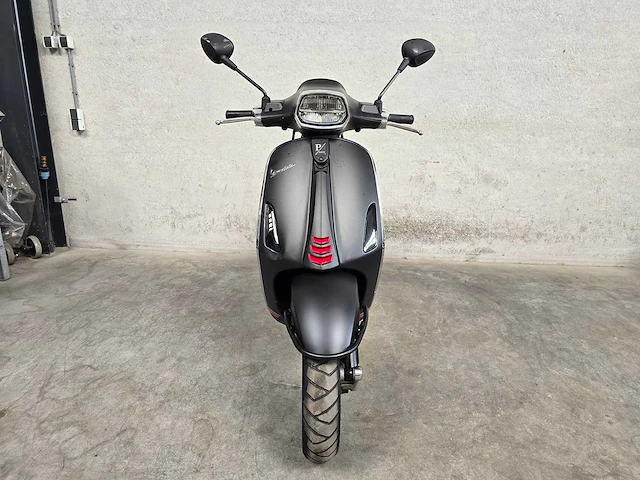 Vespa - snorscooter - sprint 50 - brommer - afbeelding 4 van  9
