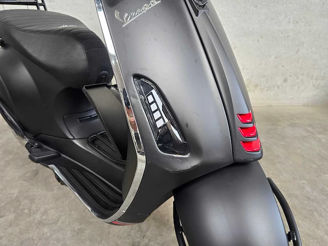 Vespa - snorscooter - sprint 50 - brommer - afbeelding 6 van  9