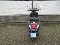 Vespa - snorscooter - sprint 50 - scooter - afbeelding 10 van  11