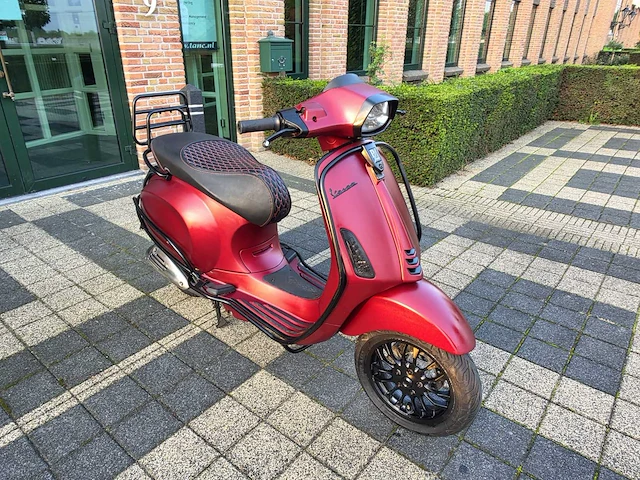 Vespa - sprint 2017 4 takt - snorfietsen & snorscooters - afbeelding 3 van  7