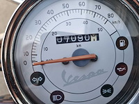 Vespa - vie della moda - brommer - afbeelding 8 van  10