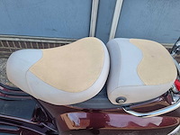 Vespa - vie della moda - brommer - afbeelding 9 van  10