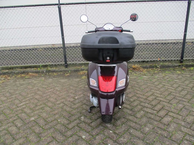 Vespa 200 l granturismo - motorscooter - motorfiets - afbeelding 12 van  12