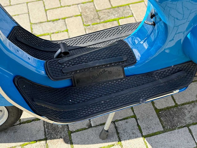 Vespa 50 special - afbeelding 2 van  14