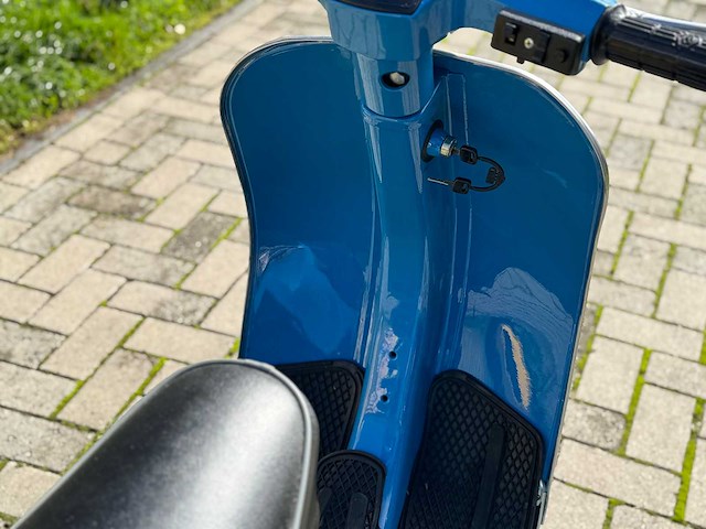 Vespa 50 special - afbeelding 5 van  14