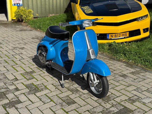 Vespa 50 special - afbeelding 12 van  14