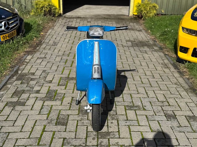 Vespa 50 special - afbeelding 14 van  14