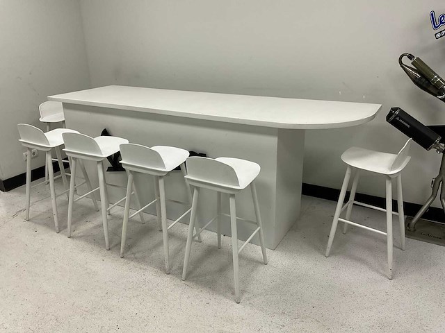 Vespa baliemeubel met design barkrukken - afbeelding 5 van  11