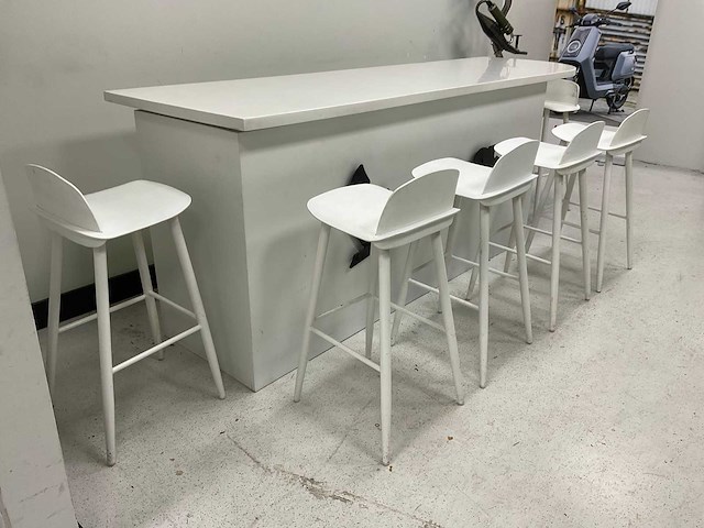 Vespa baliemeubel met design barkrukken - afbeelding 11 van  11