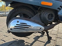 Vespa bromscooter lx 50 4t scooter - afbeelding 27 van  27