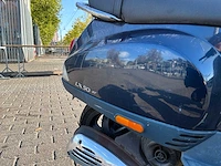 Vespa bromscooter lx 50 4t scooter - afbeelding 9 van  26