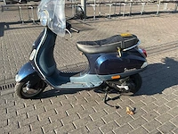 Vespa bromscooter lx 50 4t scooter - afbeelding 11 van  26