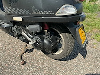 Vespa bromscooter lx 50 4t scooter - afbeelding 10 van  18