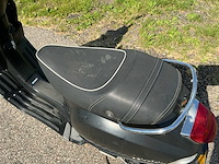 Vespa bromscooter lx 50 4t scooter - afbeelding 12 van  18