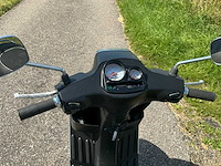 Vespa bromscooter lx 50 4t scooter - afbeelding 14 van  18
