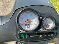 Vespa bromscooter lx 50 4t scooter - afbeelding 15 van  18