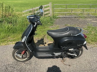 Vespa bromscooter lx 50 4t scooter - afbeelding 2 van  18