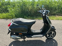 Vespa bromscooter lx 50 4t scooter - afbeelding 6 van  18