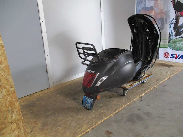 Vespa frame restant! - snorscooter - scooter - afbeelding 5 van  7