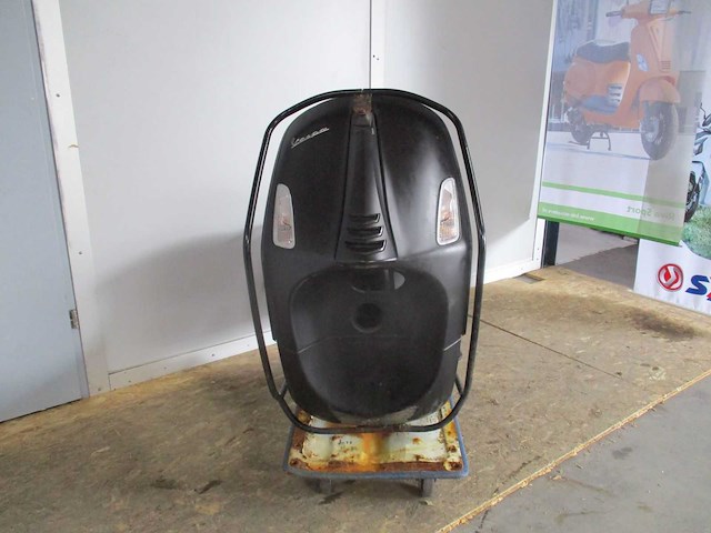 Vespa frame restant! - snorscooter - scooter - afbeelding 3 van  8