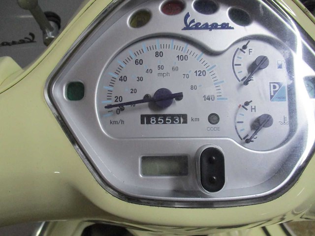 Vespa gts 125 - motorscooter - motorfiets - afbeelding 4 van  12