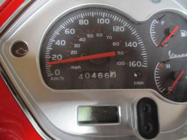 Vespa gts 125 - motorscooter - motorfiets - afbeelding 3 van  11