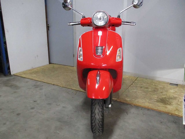 Vespa gts 125 - motorscooter - motorfiets - afbeelding 5 van  11