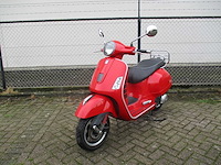 Vespa gts 125 ie - motorscooter - motorfiets - afbeelding 4 van  11