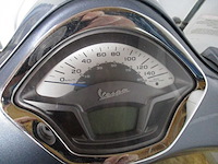 Vespa gts 250ie - motorscooter - liguid cooled - motorcycle - afbeelding 4 van  12