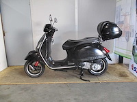 Vespa gts 300 super sport - motorscooter - motorcycle - afbeelding 1 van  11