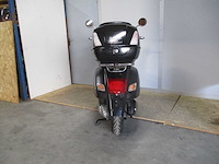 Vespa gts 300 super sport - motorscooter - motorcycle - afbeelding 10 van  11