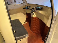 Vespa (look) - ape - ice cream - foodtruck - afbeelding 3 van  24