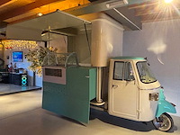 Vespa (look) - ape - ice cream - foodtruck - afbeelding 9 van  24