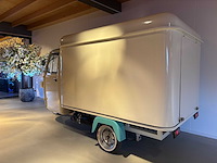 Vespa (look) - ape - ice cream - foodtruck - afbeelding 22 van  24