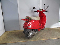 Vespa lx 125 - motorscooter - motorcycle - afbeelding 9 van  11