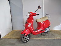 Vespa lx 125 3 valve ie - motorscooter - motorcycle - afbeelding 4 van  11