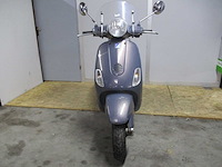 Vespa lx 50 - bromscooter - roma - scooter - afbeelding 5 van  11