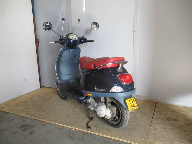 Vespa lx 50 - bromscooter - scooter - afbeelding 1 van  6